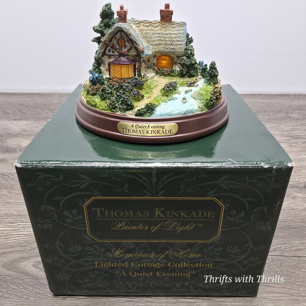 New Thomas Kinkade Painter of Light "A Quiet Evening" Lightup Cottage Collection